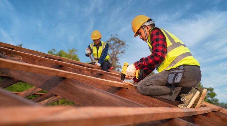 Professional Flat Roofing Installation services in Eagan, TN